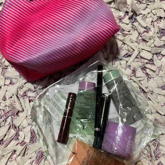 NEW Clinique 8pc Kit Cleaning Balm Face Soap Moisture Mask Eyeliner Mascara Bag - Picture 11 of 16